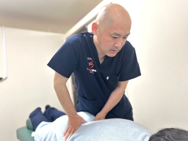 こんにちは!越谷みんなの鍼灸接骨院、久保周二です。